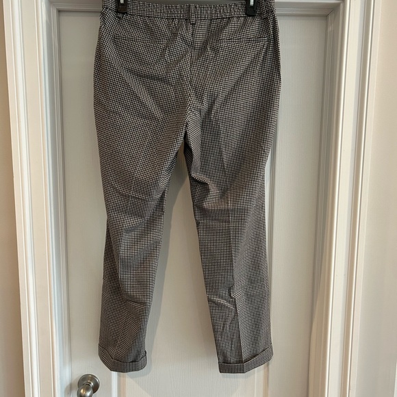 BAR III men’s Grey checked dress slacks with cuffed bottom - Picture 2 of 4